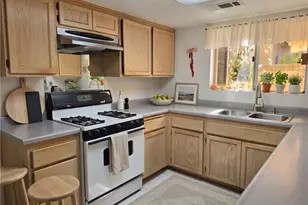 4514 Apricot, Simi Valley, CA 93063 - Photo 3