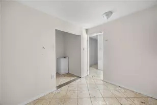 725 S Main St, Santa Ana, CA 92701 - Photo 19