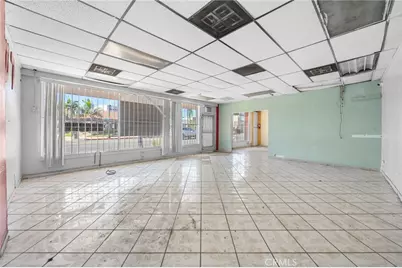 725 S Main Street, Santa Ana, CA 92701 - Photo 13