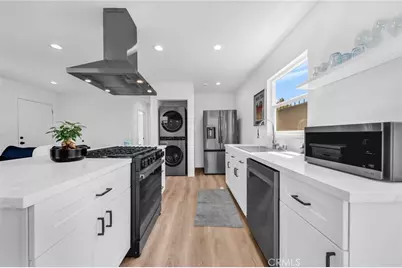 9611 S Vermont Ave, Los Angeles, CA 90044 - Photo 17