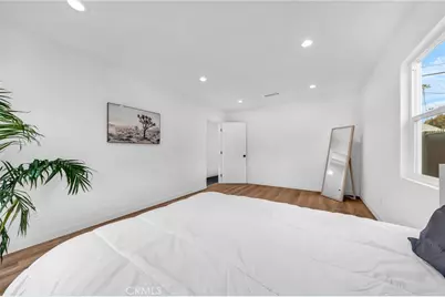 9611 S Vermont Ave, Los Angeles, CA 90044 - Photo 31