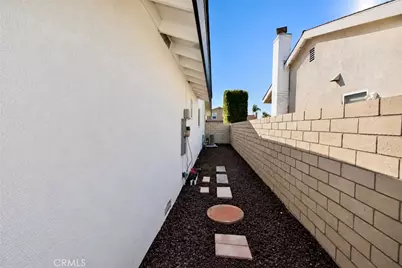 17342 Wild Rose, Huntington Beach, CA 92649 - Photo 31