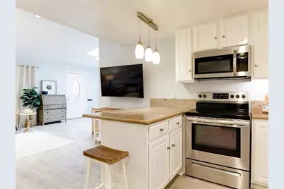 13361 St Andrews Drive #129-D, Seal Beach, CA 90740 - Photo 11