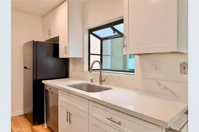 2027 Artesia Boulevard #D, Torrance, CA 90504 - Photo 7