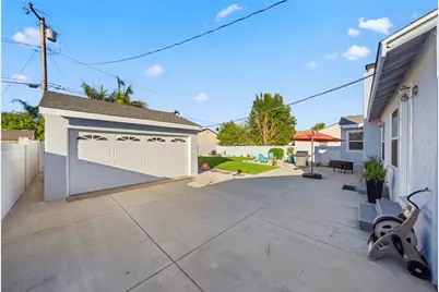 1711 W 21st, Santa Ana, CA 92706 - Photo 29