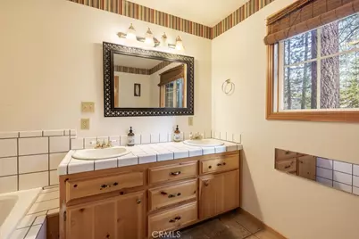 285 Santa Clara Boulevard, Big Bear Lake, CA 92315 - Photo 21