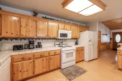285 Santa Clara Boulevard, Big Bear Lake, CA 92315 - Photo 13