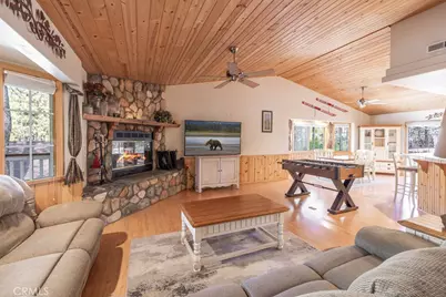 285 Santa Clara Boulevard, Big Bear Lake, CA 92315 - Photo 5