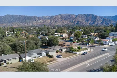 135 W Woodbury, Altadena, CA 91001 - Photo 27