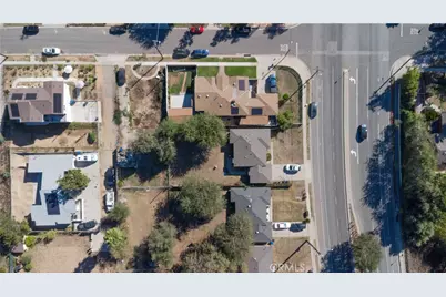 135 W Woodbury, Altadena, CA 91001 - Photo 21