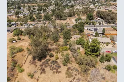 35525 Wildwood Canyon Road, Yucaipa, CA 92399 - Photo 11