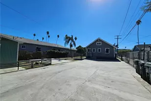 947 W 81st St, Los Angeles, CA 90044 - Photo 3