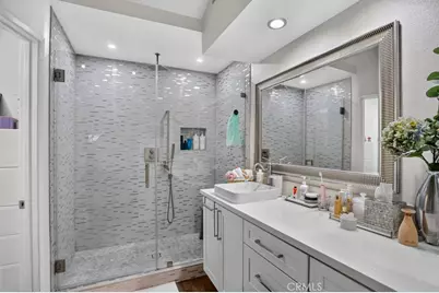 881 S Trailblazer Circle, Anaheim Hills, CA 92807 - Photo 17