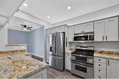 8162 Manitoba #120, Playa del Rey, CA 90293 - Photo 9