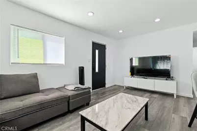 1900 W. Artesia Blvd #4, Torrance, CA 90504 - Photo 3