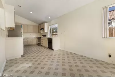 1800 Sierra View, Lancaster, CA 93535 - Photo 7