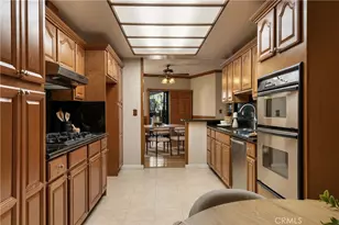 4444 Wilshire Blvd, Los Angeles, CA 90010 - Photo 37