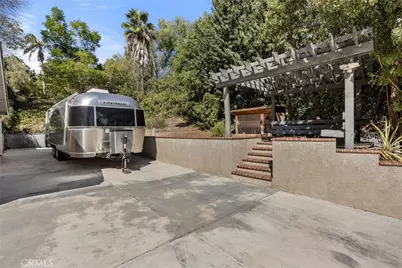 3201 Lakeknoll Drive, Fullerton, CA 92835 - Photo 37