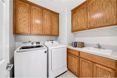18754 Grace Court, Artesia, CA 90701 - Photo 7