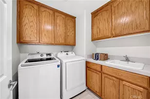 18754 Grace Ct, Artesia, CA 90701 - Photo 7