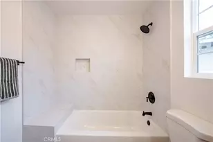 4721 5th Ave, Los Angeles, CA 90043 - Photo 33