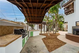4721 5th Ave, Los Angeles, CA 90043 - Photo 37