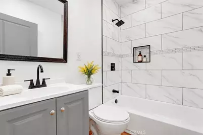 447 E 94th, Los Angeles, CA 90003 - Photo 9