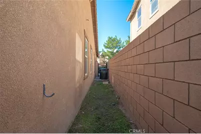 5360 Novara, Fontana, CA 92336 - Photo 33