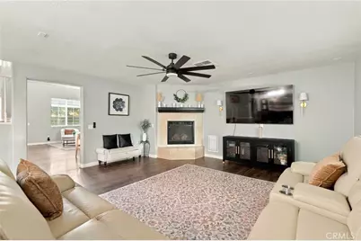 29074 Goldenstar Way, Murrieta, CA 92563 - Photo 5