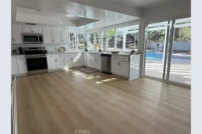 10470 Laramie, Chatsworth, CA 91311 - Photo 17