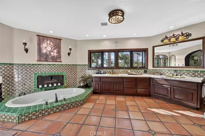27641 Deputy, Laguna Hills, CA 92653 - Photo 43