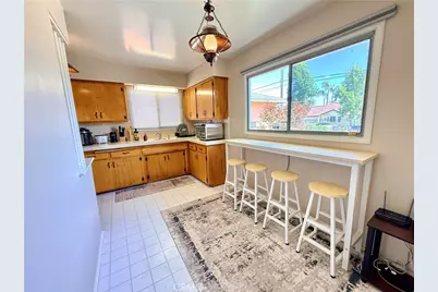243 E Harrison Avenue, Pomona, CA 91767 - Photo 13