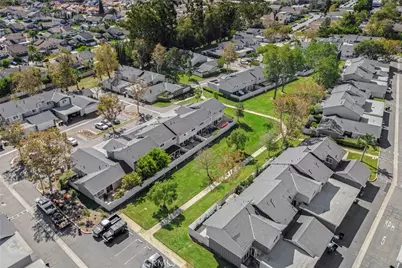 22946 Moonstone, Lake Forest, CA 92630 - Photo 35