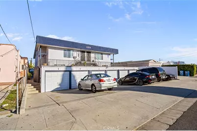 11626 Cedar Avenue, Hawthorne, CA 90250 - Photo 3