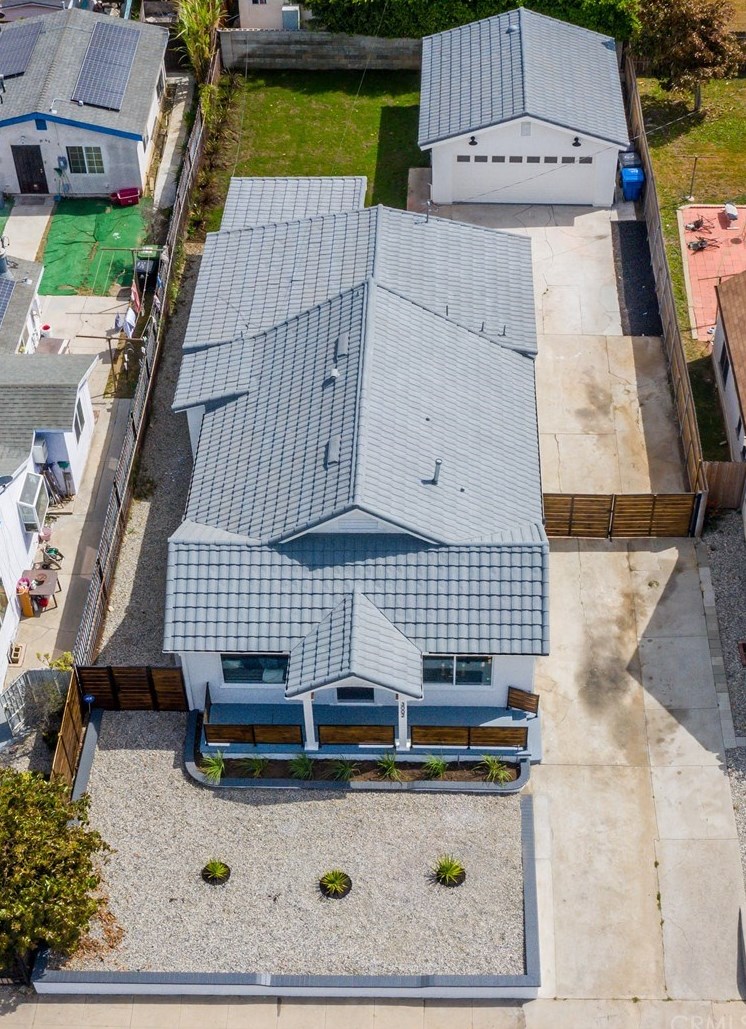 3002 73rd St, Los Angeles CA  90043-5337 exterior