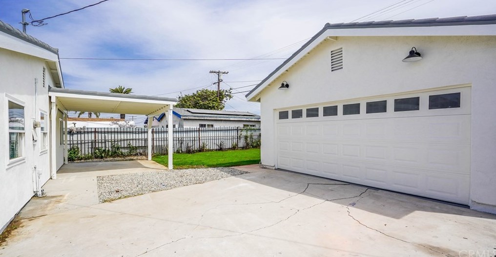 3002 73rd St, Los Angeles CA  90043-5337 exterior