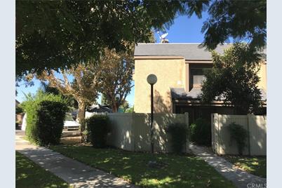 912 Blue Jay Circle - Photo 1