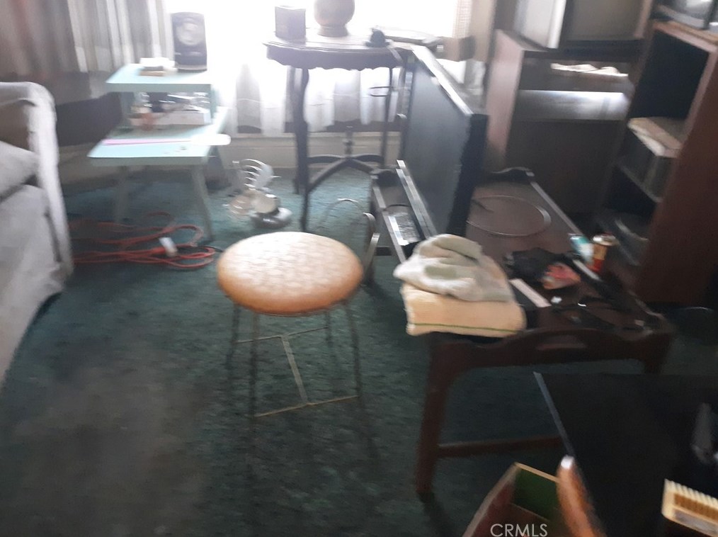 1158 50th St, Los Angeles CA  90011-4214 exterior