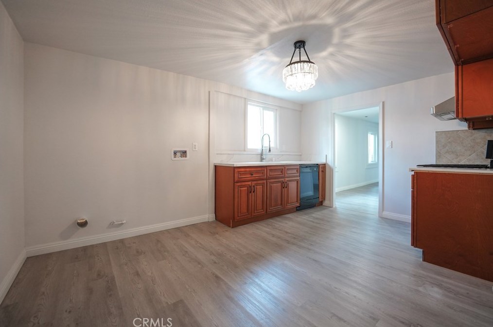 265 45th St, Los Angeles CA  90011-3420 exterior