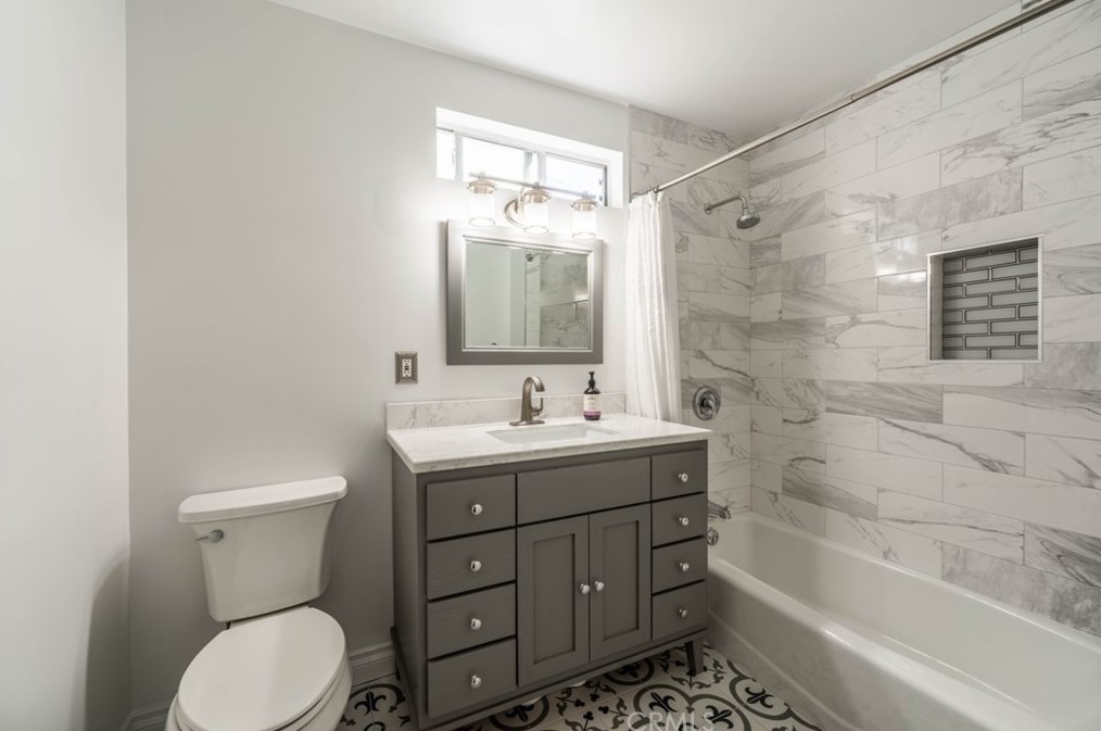 550 Ladera St, Pasadena CA  91104-2248 exterior