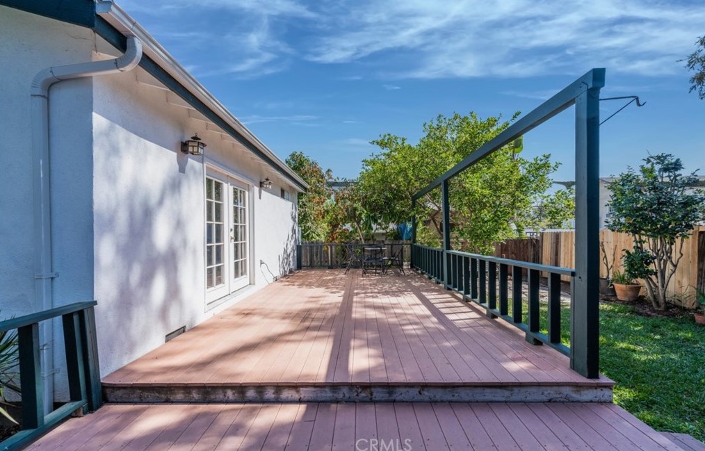 550 Ladera St, Pasadena CA  91104-2248 exterior