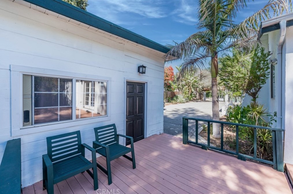 550 Ladera St, Pasadena CA  91104-2248 exterior