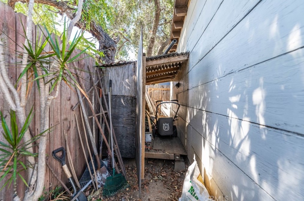 550 Ladera St, Pasadena CA  91104-2248 exterior