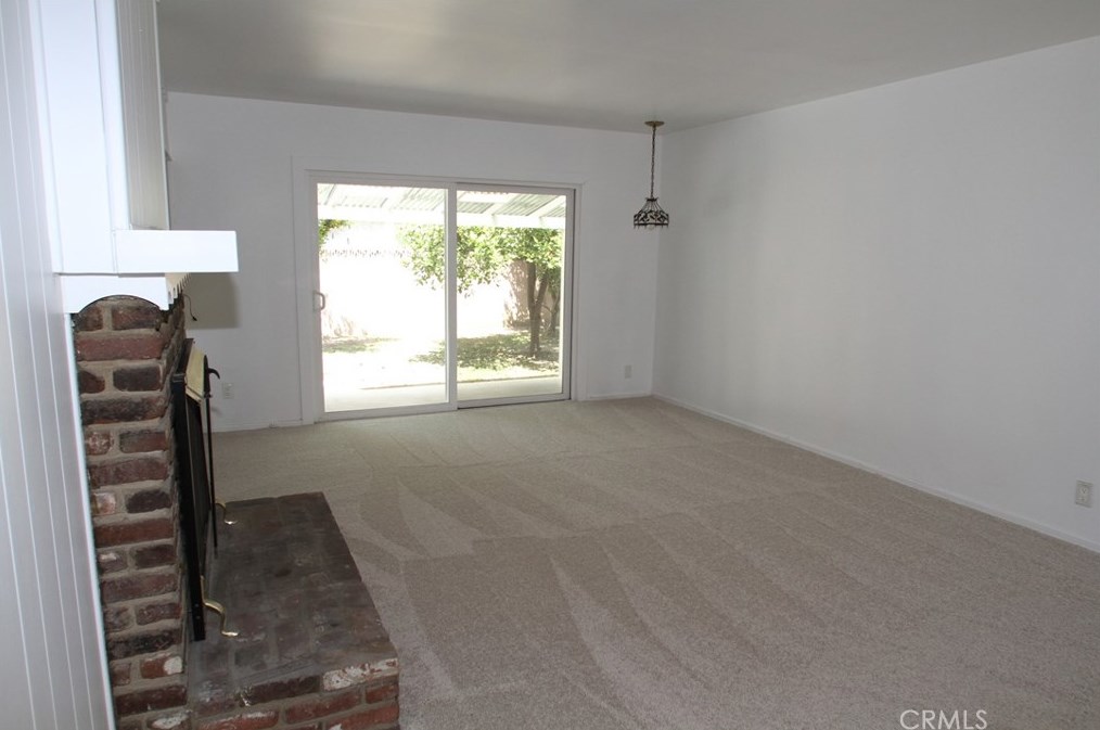 7419 Donna Ave, Los Angeles CA  91335-2508 exterior