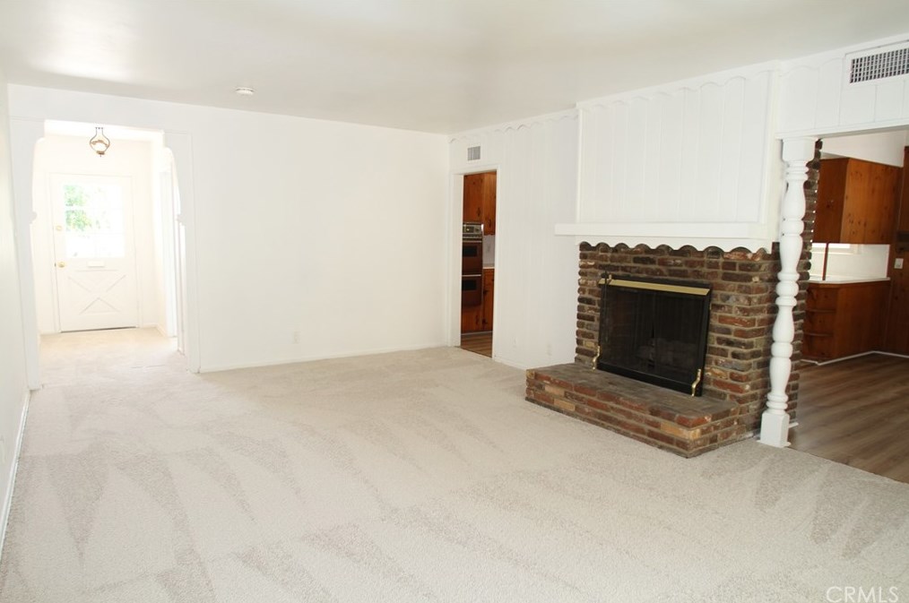 7419 Donna Ave, Los Angeles CA  91335-2508 exterior