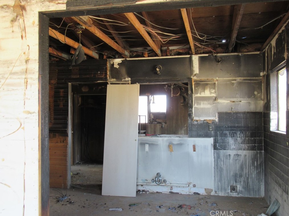 64654 Sun Mesa Rd, Joshua Tree CA  92252-4434 exterior