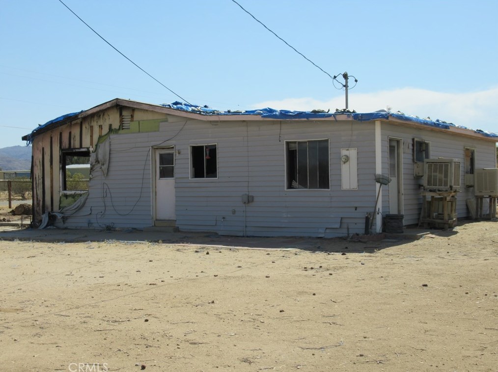 64654 Sun Mesa Rd, Joshua Tree CA  92252-4434 exterior