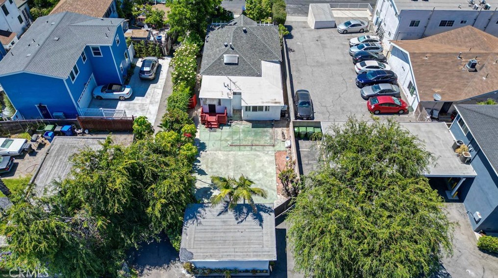 916 Bonnie Brae St, Los Angeles CA  90026-4924 exterior