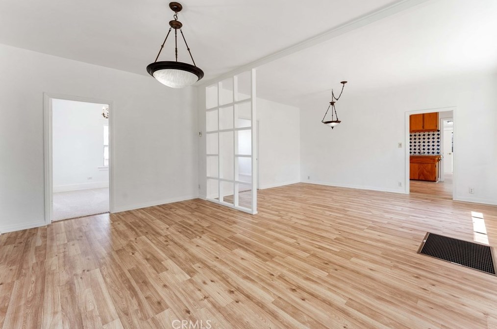 916 Bonnie Brae St, Los Angeles CA  90026-4924 exterior