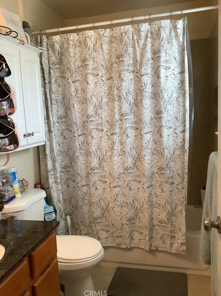 1632 Caulfield Ln, Petaluma CA  94954-4552 exterior